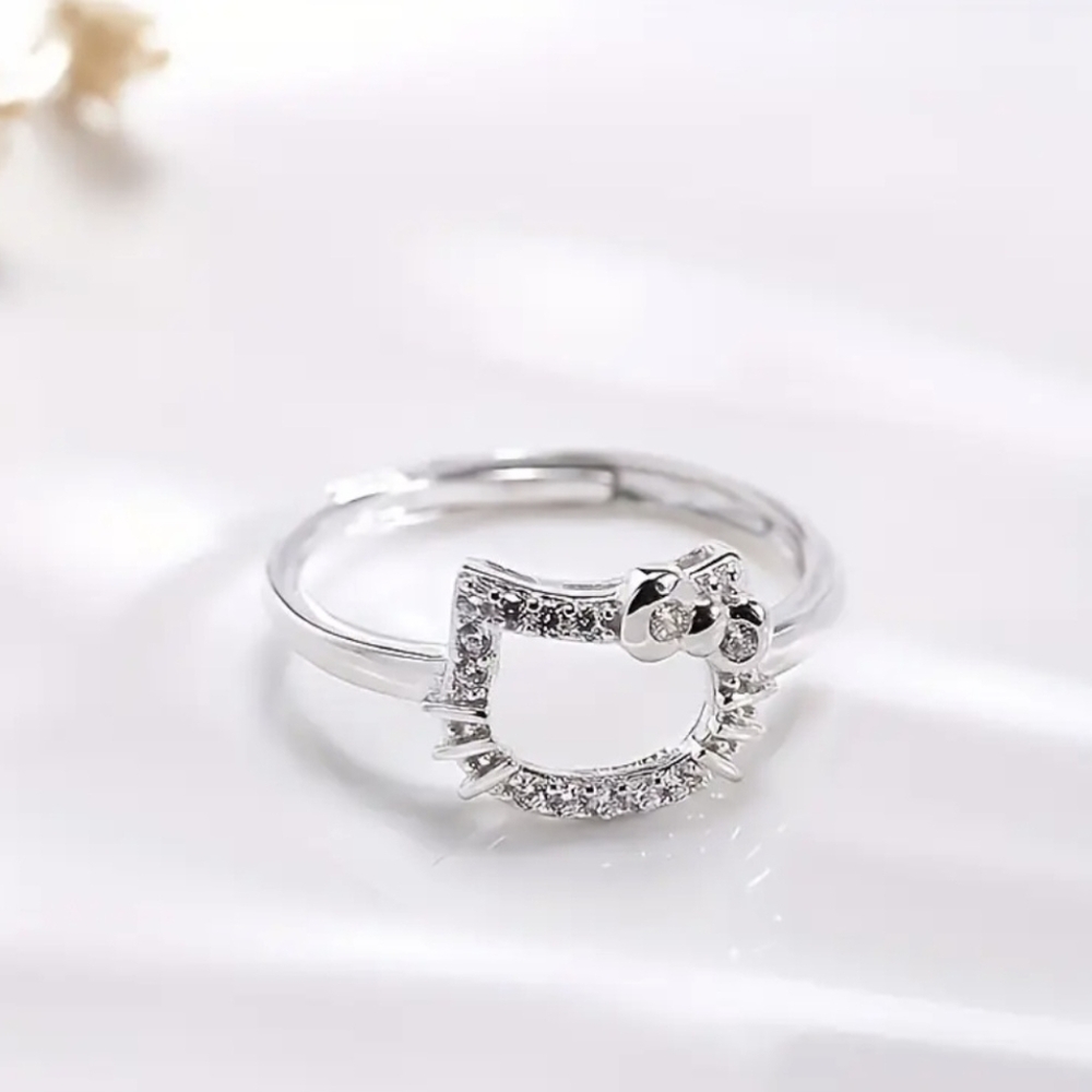 Hello Kitty Hollow Ring